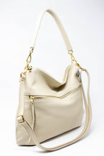 Carica l'immagine nel visualizzatore di Gallery, Borsa a Mano e Spalla in Pelle Martellata Panna - Hobo Bag Artigianale Made in Italy
