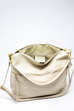 Carica l'immagine nel visualizzatore di Gallery, Borsa a Mano e Spalla in Pelle Martellata Panna - Hobo Bag Artigianale Made in Italy