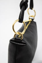 Carica l'immagine nel visualizzatore di Gallery, Borsa a Spalla Nera in Vera Pelle - Made in Italy Artigianale