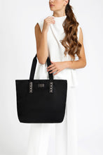 Carica l'immagine nel visualizzatore di Gallery, Borsa Shopping Nylon Poliestere Cromia Linea Wow Active Nero