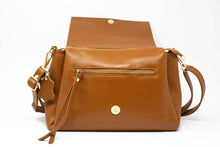 Carica l'immagine nel visualizzatore di Gallery, Borsa a Tracolla in Vera Pelle Cuoio Made in Italy - Crossbody Artigianale con Patta
