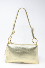 Carica l'immagine nel visualizzatore di Gallery, Borsa a Spalla Oro in Vera Pelle - Made in Italy Artigianale
