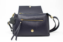 Carica l'immagine nel visualizzatore di Gallery, Borsa a Tracolla in Vera Pelle Blu Made in Italy - Crossbody Artigianale con Patta
