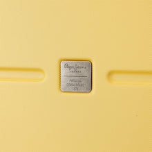 Carica l&#39;immagine nel visualizzatore di Gallery, Bagaglio a Mano Rigido Pepe Jeans London Giallo Senape
